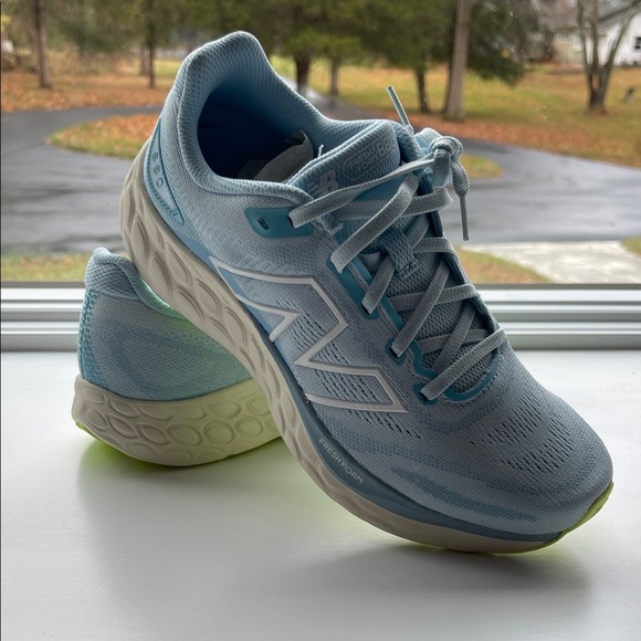 New Balance Shoes - New Balance Women's Light Blue Athletic Shoes 680 Size 9 NWOB
